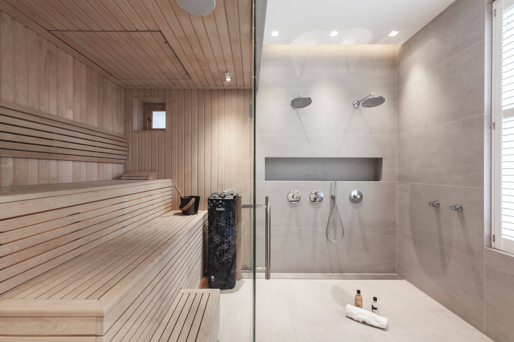 75 Moderne Saunen Ideen &amp; Bilder - August 2025 | Houzz De intended for Sauna Im Badezimmer Ideen
